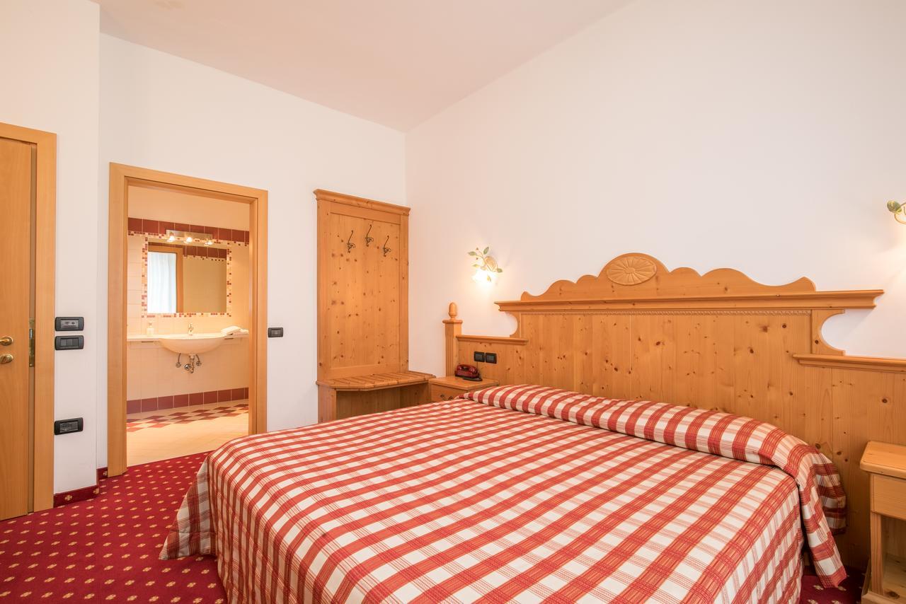 Hotel Daniela Levico Terme Exterior photo